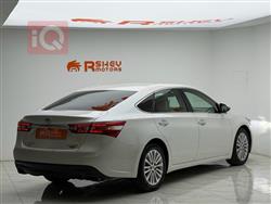 تويوتا أفالون